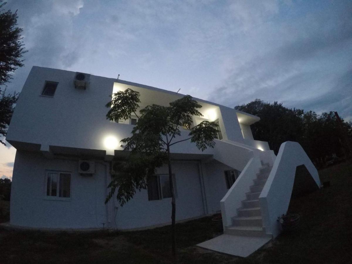 Mar Nero Apartments Bregvija 외부 사진