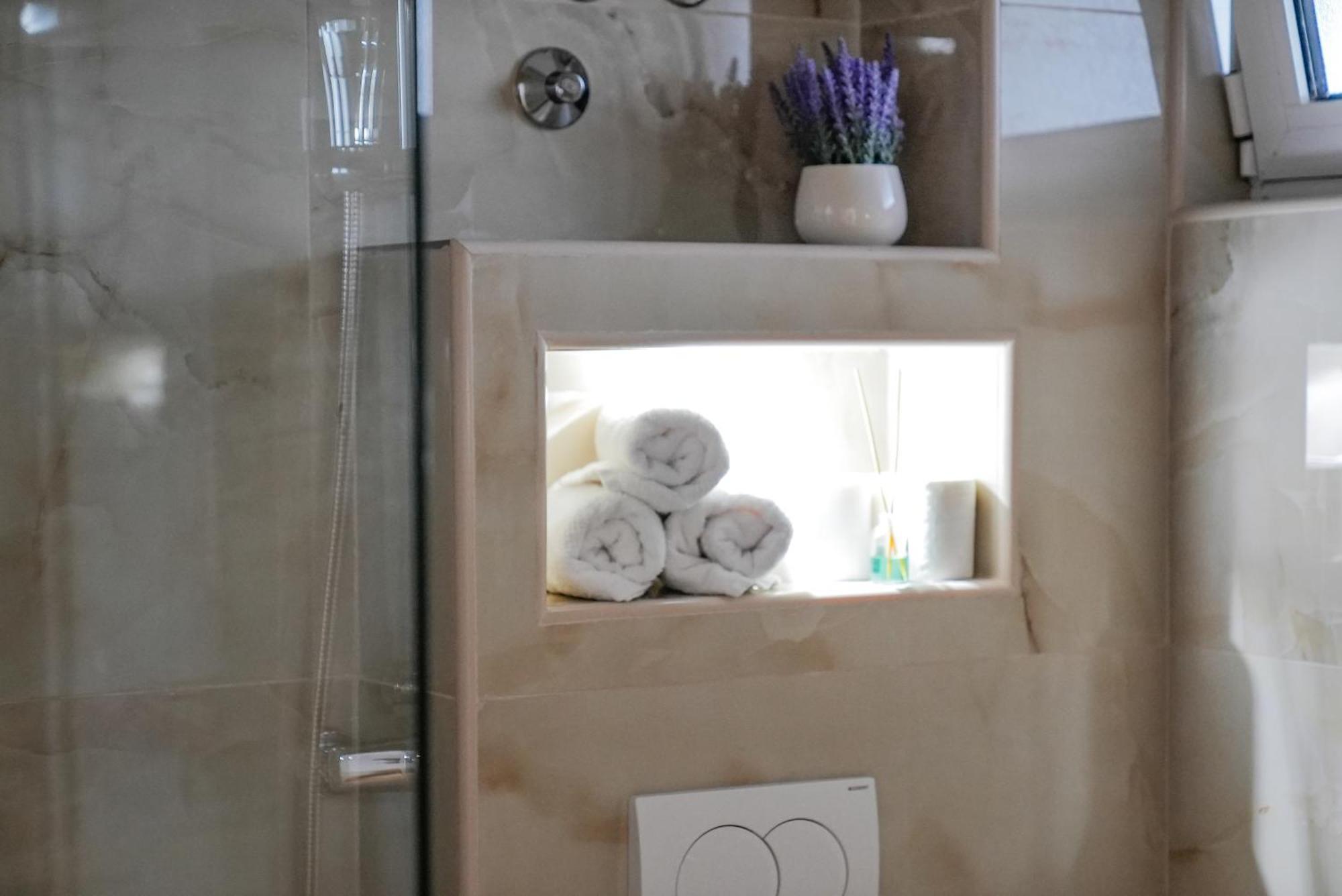 Mar Nero Apartments Bregvija 외부 사진